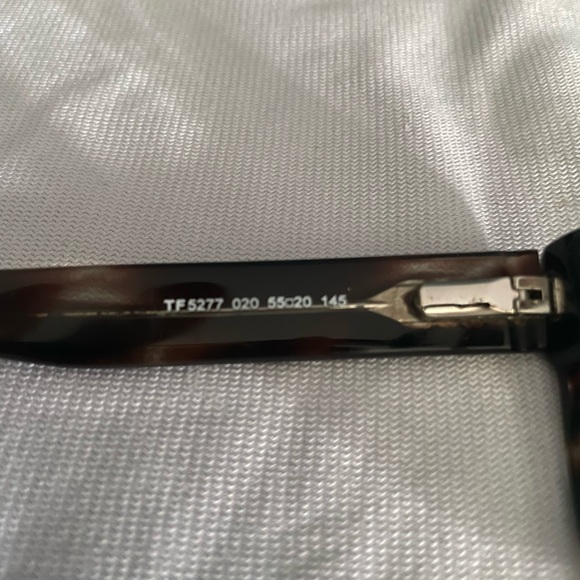 Tom Ford frames with case - Picture 3 of 3